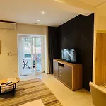 Stone House With Cute Terrase Apartament Split